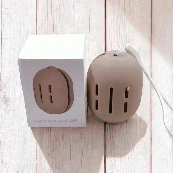 Makeup Sponge Holder Eco-Silicone Vented Blender Case Airy Hanging Gift Khaki - Picture 15 of 16